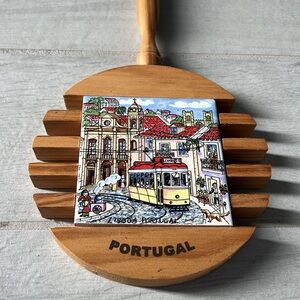 Portugal wood and tile decorative art